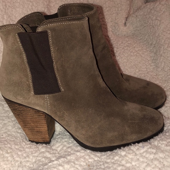 Vince Camuto Suede Booties - Picture 8 of 8
